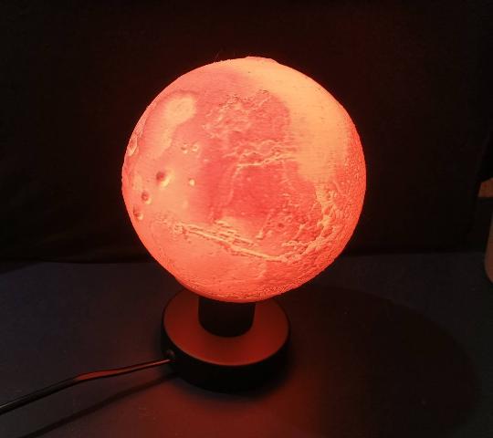 Mars Desk Lamp