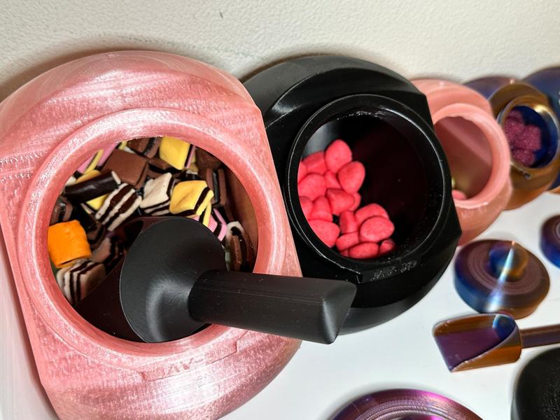 Candy-Jar for a Candy Bar