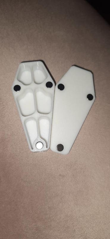 Pill box