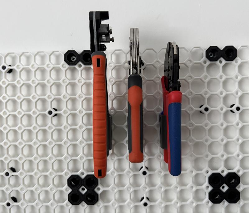 Crimper Holder for Multiboard