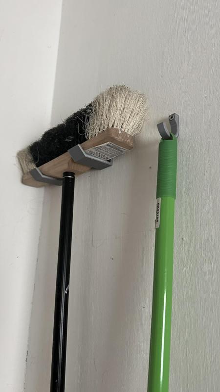 Broom Hook