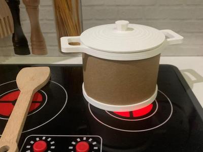 Toy Pot - Reusing Spools