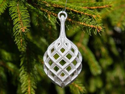 Lattice Christmas Bulb 2024
