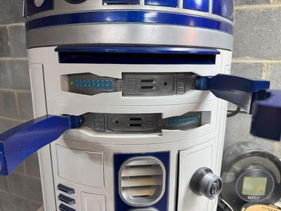 R2D2 Utility Arm Logics decorative plate