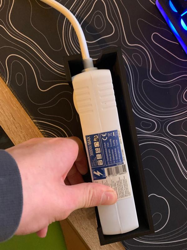Triple plug holder