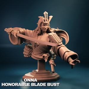 Onna Honorable Blade Bust