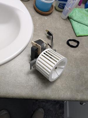 BROAN 162N blower