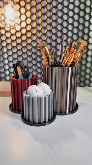Spinning Gears Desk Organizer