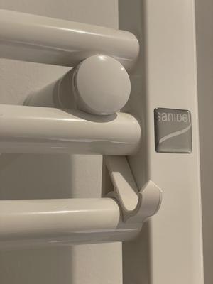 Radiator Hook  Ø 22,4 mm/D 44mm Sanibel