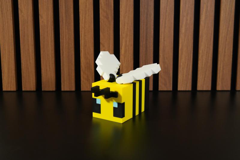 Minecraft bee - 3MF multipart assembly