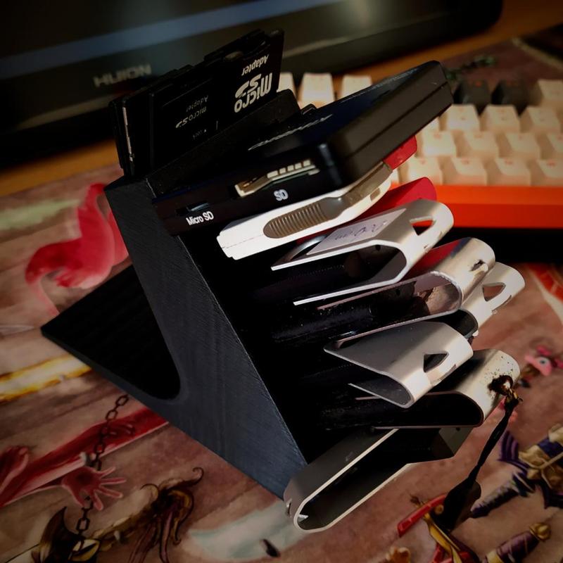 Vertical USB Stand
