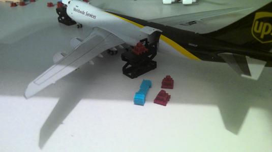 Gemini jets main deck loader