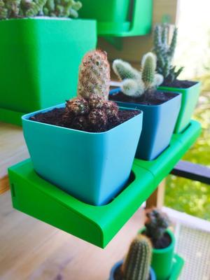 Square Planters with Wall Mount