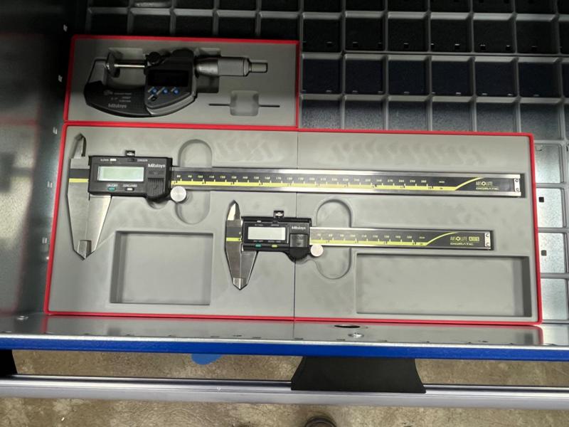 Mitutoyo 300mm & 150mm calliper Gridfinity box