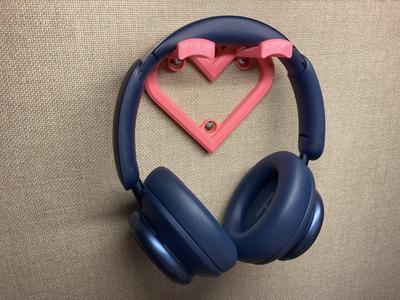 Heart-Shaped Cork Board Headphone Holder