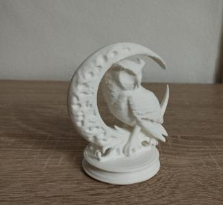 Owl sculpture