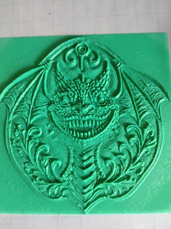 Dragon medalion