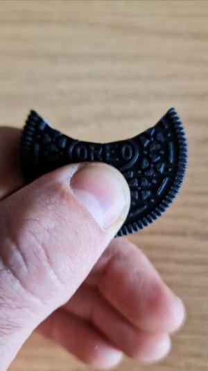 Bite and restore Oreo