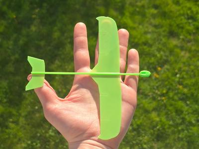 Fast flying plane V4