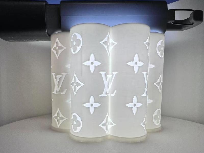 Storage box, storage jar, cosmetic box, pen holder, LV logo