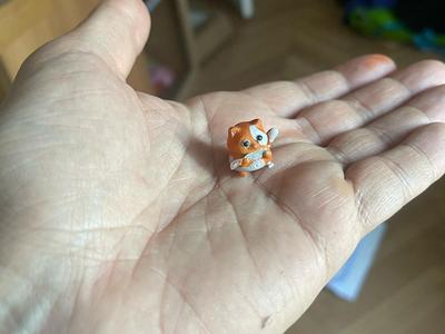 Micro Kawaii Kitten... but Beware the Knife!