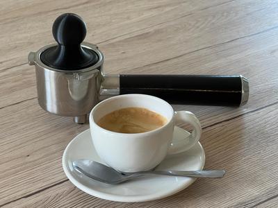 Coffee tamper