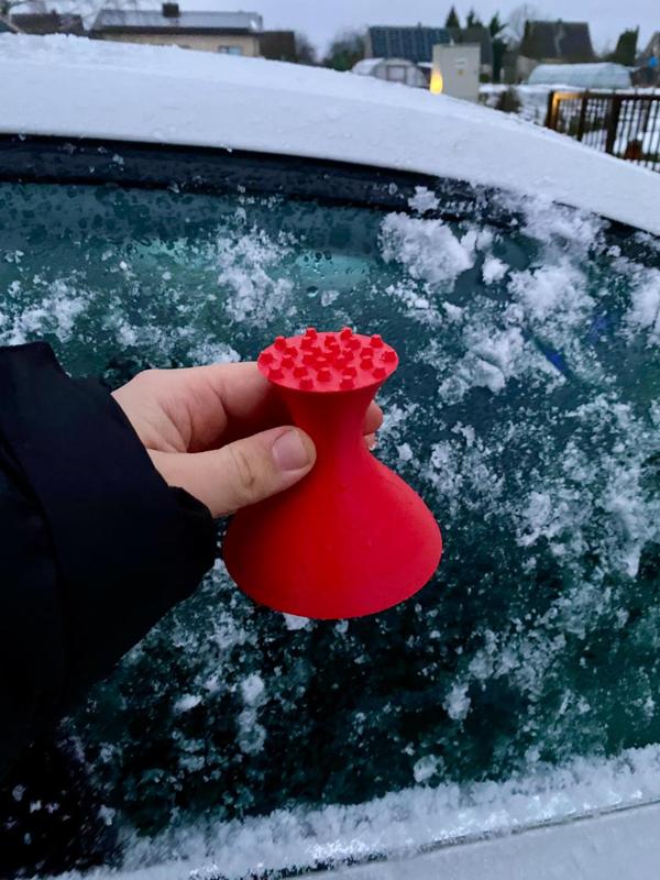 Window ice scraper