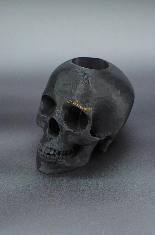 Skull pencil/pen holder