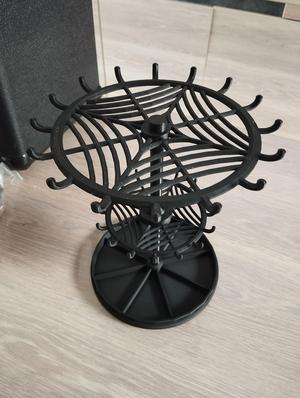 Necklace and bracelet holder