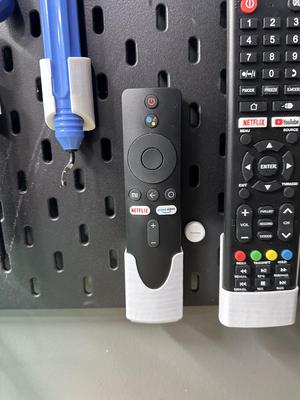 Xiaomi Mi Box 4k remote holder with IKEA Skadis pegs