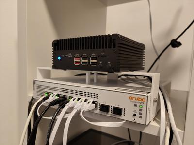 Aruba Instant On 1930 8G Switch Firewall Mount