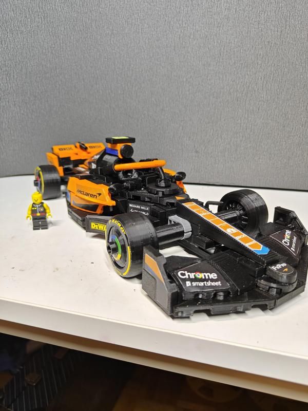 McLaren F1 Lego Speed Car