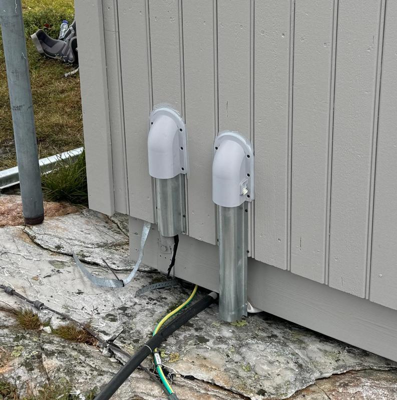 Cable / Pipe Clamp - Protective Cover