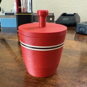 Cup / container with lid