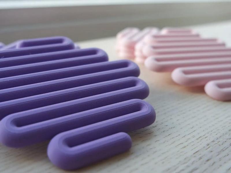 Coaster squiggle wavy