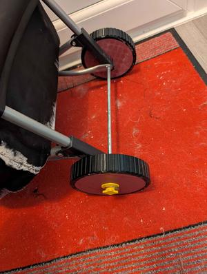Robust shopping trolley replacement wheels
