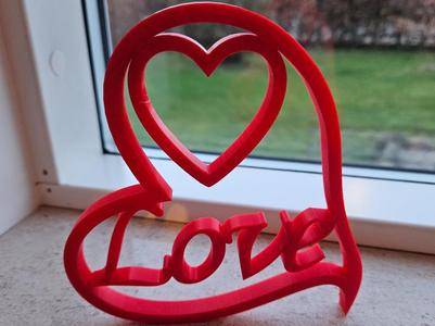 Free-Standing Heart with "Love"