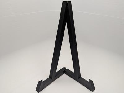 Modern Minimalist Easel – Print-in-Place Design