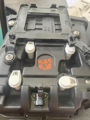 Injector cap for Aprilia RSV4 airbox