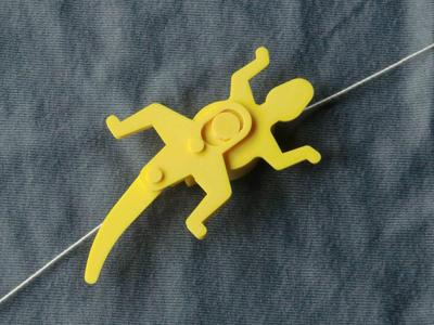Climbing skink toy