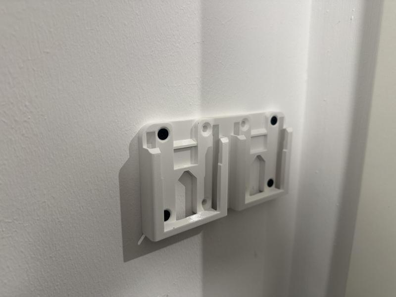 Bosch 18V battery holder - Multiple batteries