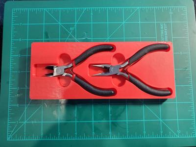 Gridfinity Bin For Pliers
