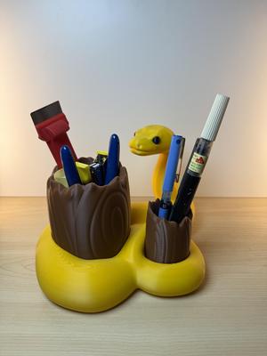 Snake Desk Organiser