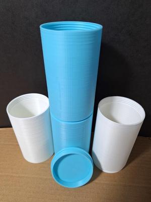 Extensible cylindrical container