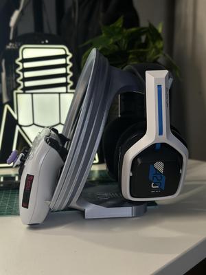 Advan S3 Inspired Wheel Controller and Headphone Stand - Rim.stl