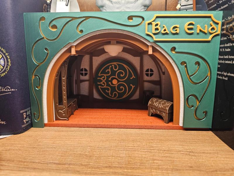 Lord of the Rings Bag End Hobbit Book Nook