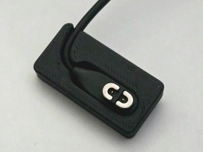 Shokz OpenRun Hanger