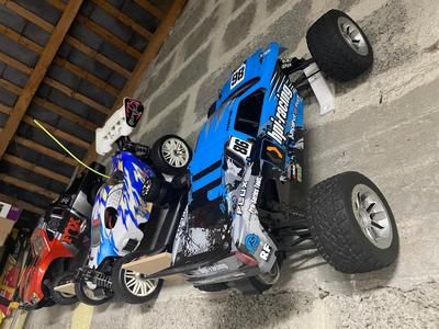 RC car wall mount