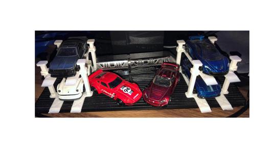 1:64 Hot Wheels Car Lift Display 