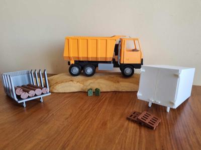 Modular truck inspired by TATRA 815